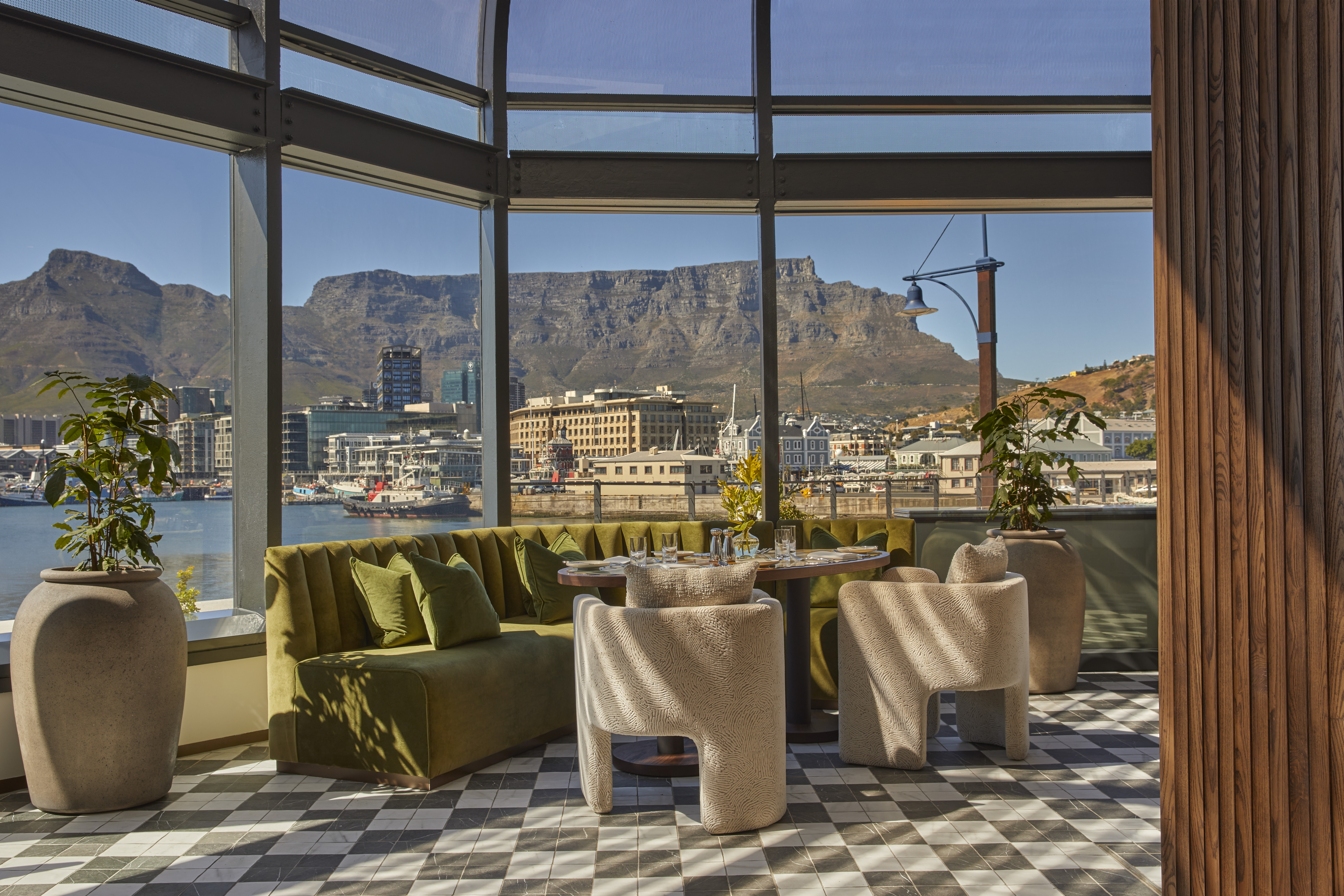 Hotel: InterContinental Table Bay Cape Town